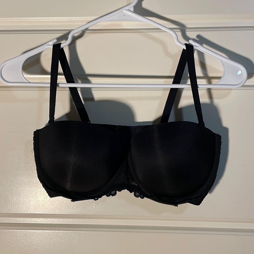 Black Maidenform 36D Bra